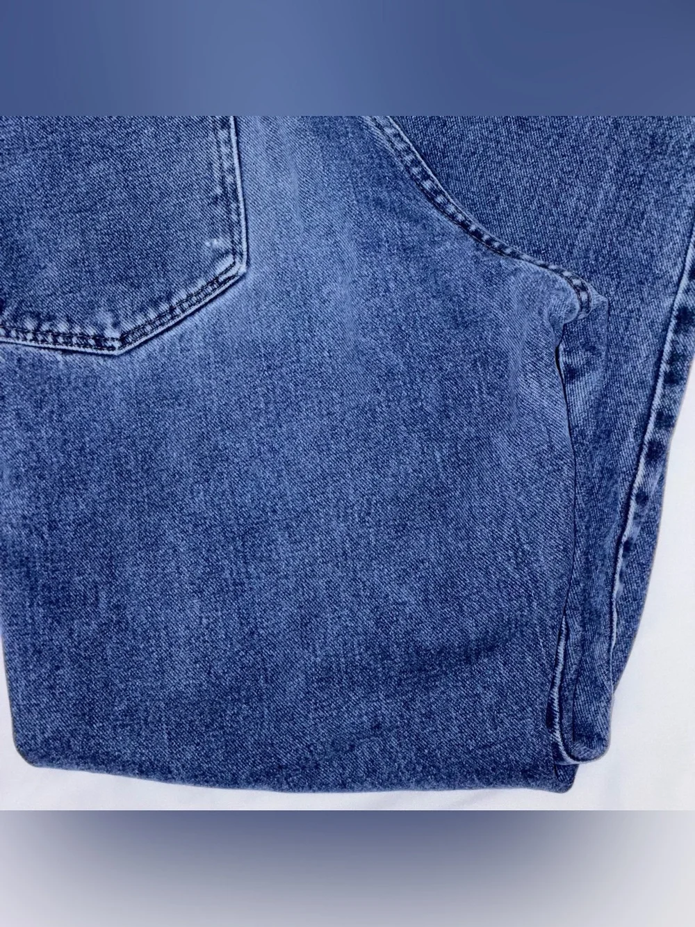 Vintage 90s Wrangler USA Retro Y2K Medium Blue Wash Denim Straight Leg Jeans 30”